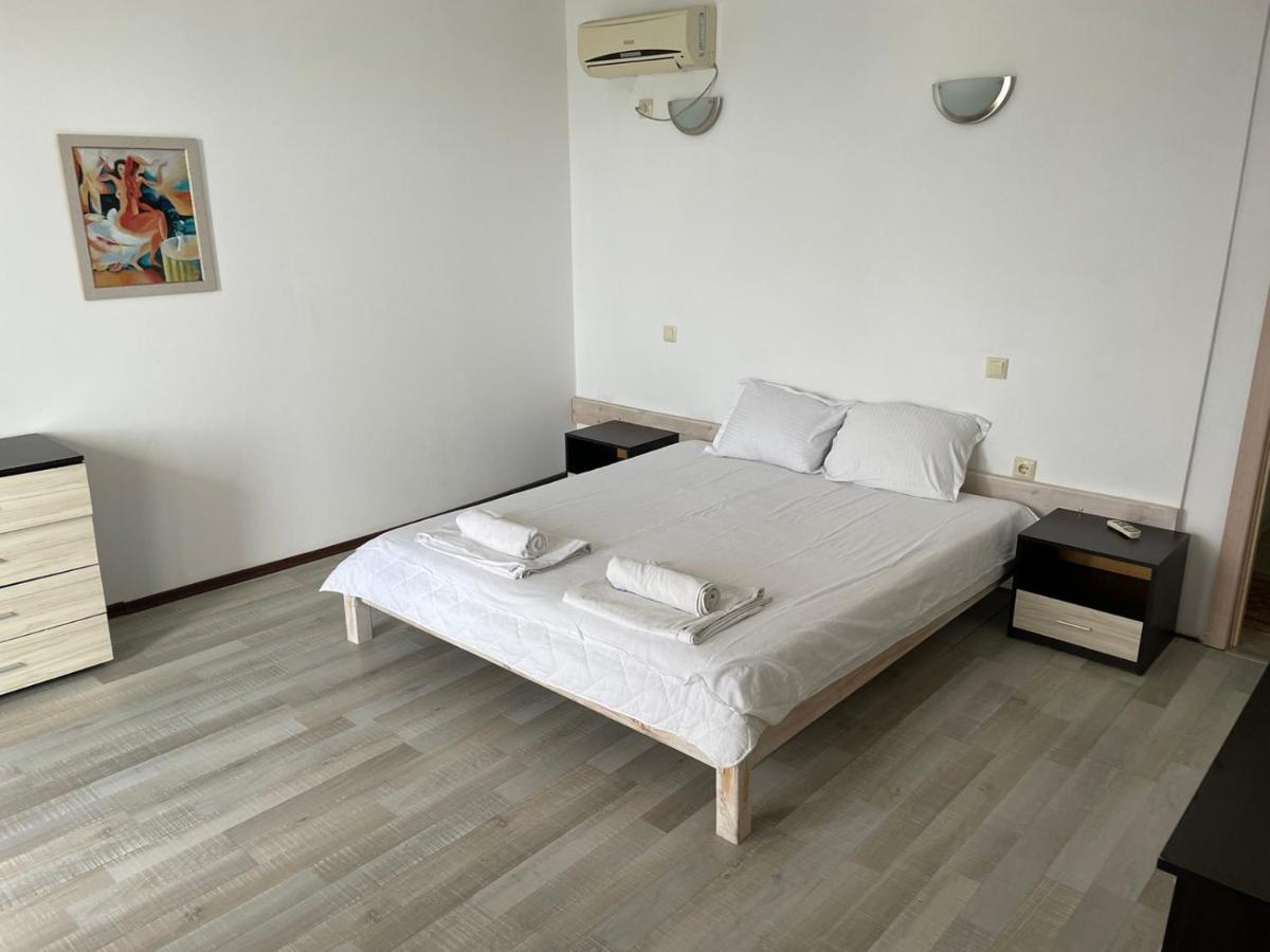 Safo Apartments And Rooms Szozopol Kültér fotó