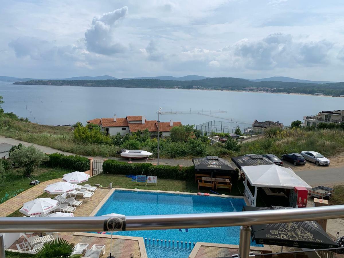 Safo Apartments And Rooms Szozopol Kültér fotó